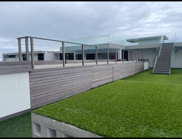 2 BEDROOM APARTMENT FOR SALE IN UMHLANGA RIDGESIDE